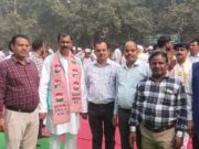 OPS की वापसी की मांग, जंतर मंतर पर कर्मचारियों ने भरी हुंकार,पीएम से लगाई गुहार,जिले से पहुचे सैकड़ो कर्मचारी