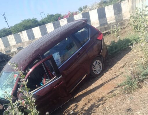 अयोध्या से उज्जैन जा रही डॉक्टरों की कार पुलिया से गिरी, दो महिला डॉक्टरों की मौत