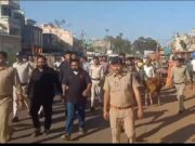 पत्रकार पर हमला करने बाले दो आरोपी गिरफ्तार, पुलिस ने निकाला जुलूस