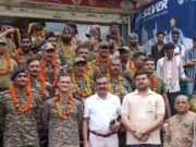 कोलारस: सेना के बाढ़ राहत अभियान से टली जनहानि, देशभक्ति के नारों के साथ जवानों को दी गई विदाई